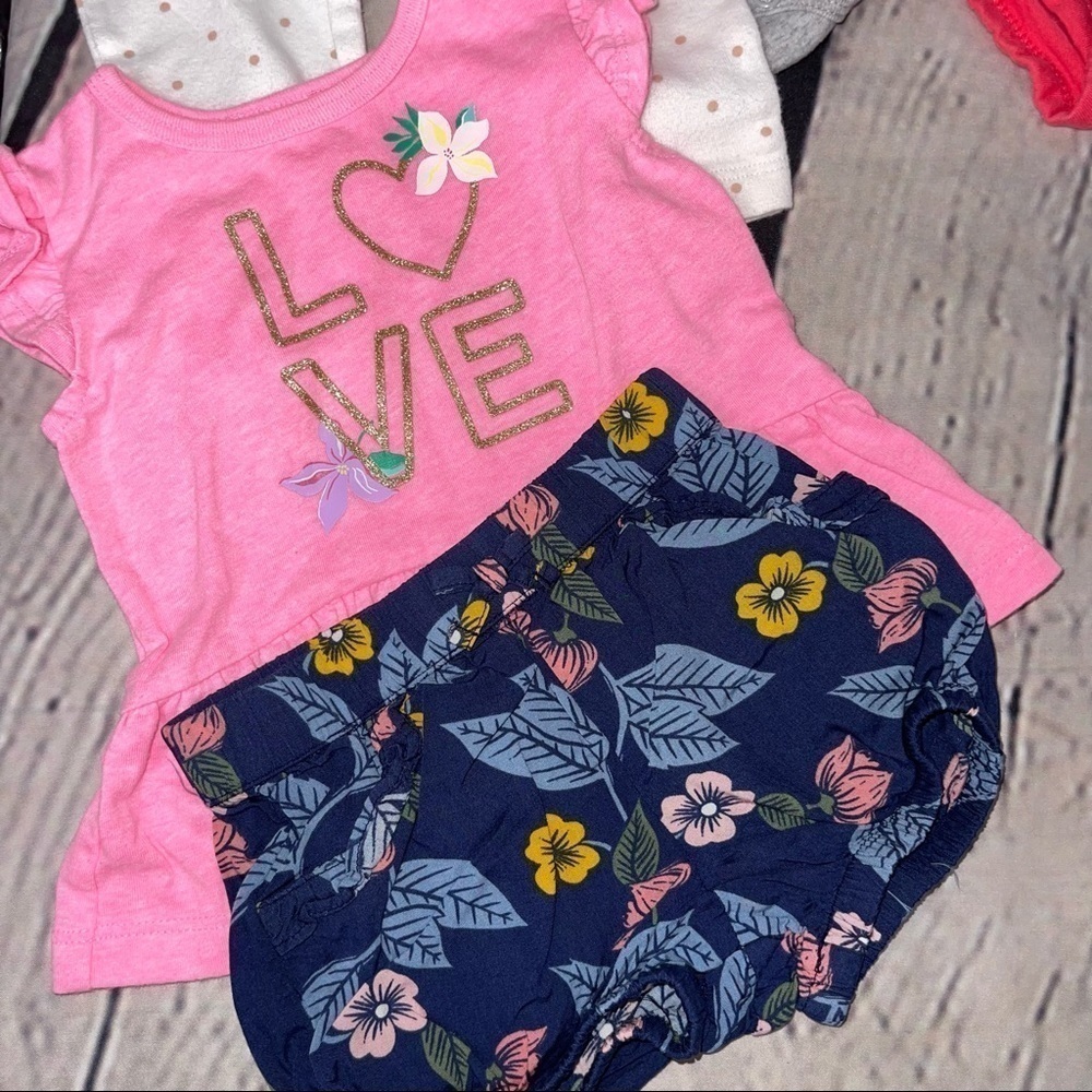 Carters outfit bundle box baby girl 6M - Picture 4 of 7